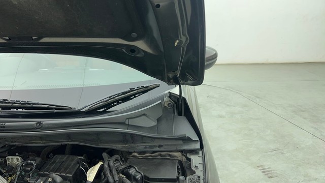 Second-hand 2022 Honda City VX MT for sale in Chennai-36