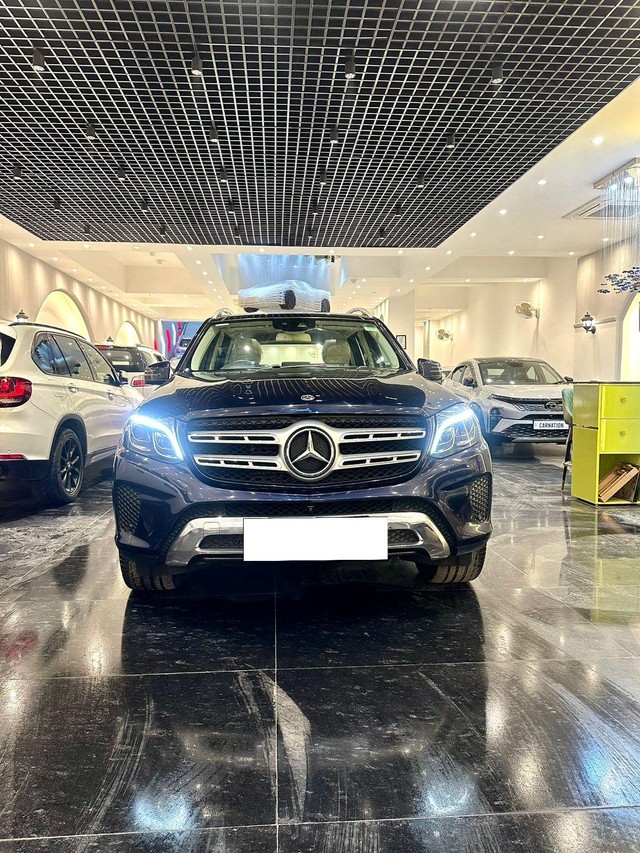 Second-hand 2018 Mercedes-Benz GLS 350d 4MATIC for sale in New Delhi-12