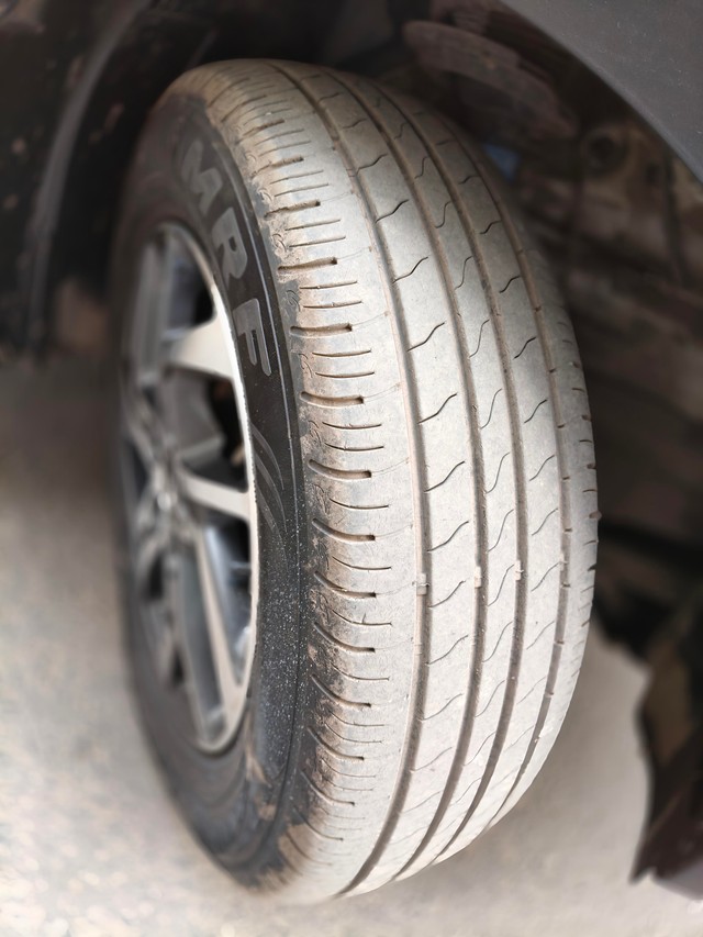 Second-hand 2023 Mahindra XUV300 W8 Opt for sale in Kolkata-22