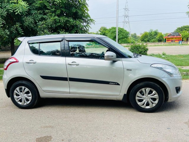 Second-hand 2013 Maruti Swift VDI for sale in Zirakpur-1