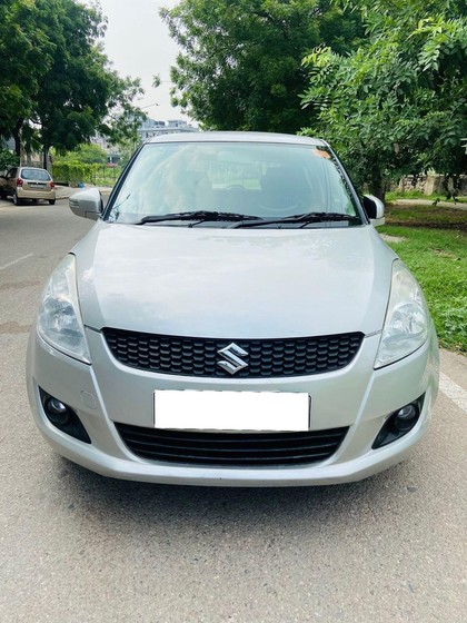 Second-hand 2013 Maruti Suzuki Swift VDI for sale in Zirakpur