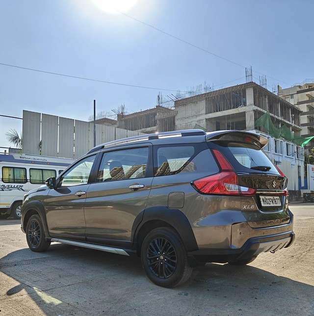 Second-hand 2021 Maruti XL6 Alpha AT for sale in Mumbai-4