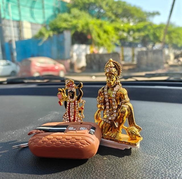 Second-hand 2021 Maruti XL6 Alpha AT for sale in Mumbai-13