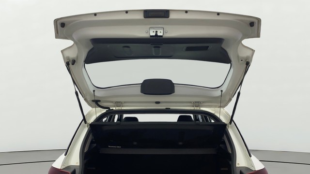 Second-hand 2019 Hyundai Venue SX Turbo BSIV for sale in Kochi-20