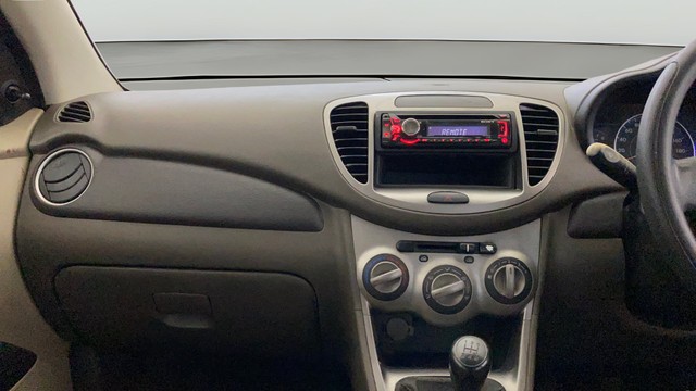 Second-hand 2014 Hyundai i10 Magna 1.1L for sale in Greater Noida-22
