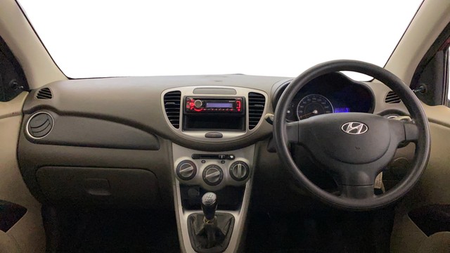 Second-hand 2014 Hyundai i10 Magna 1.1L for sale in Greater Noida-10