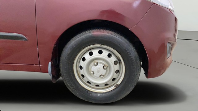 Second-hand 2014 Hyundai i10 Magna 1.1L for sale in Greater Noida-23