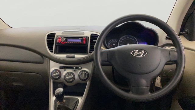 Second-hand 2014 Hyundai i10 Magna 1.1L for sale in Greater Noida-12