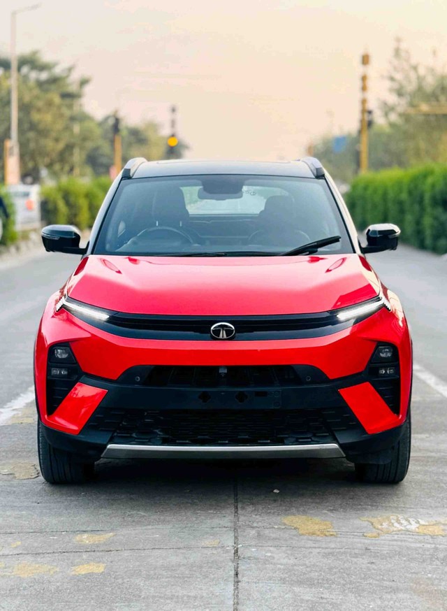 Tata Nexon Fearless Plus DT Diesel Second-hand 2024 Tata Nexon Fearless Plus DT Diesel for sale in Surat-0