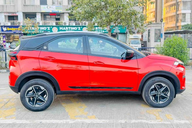 Tata Nexon Fearless Plus DT Diesel Second-hand 2024 Tata Nexon Fearless Plus DT Diesel for sale in Surat-1