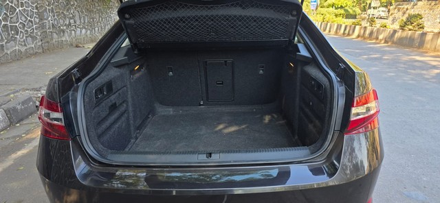 Second-hand 2017 Skoda Superb Style 1.8 TSI MT for sale in Mumbai-9