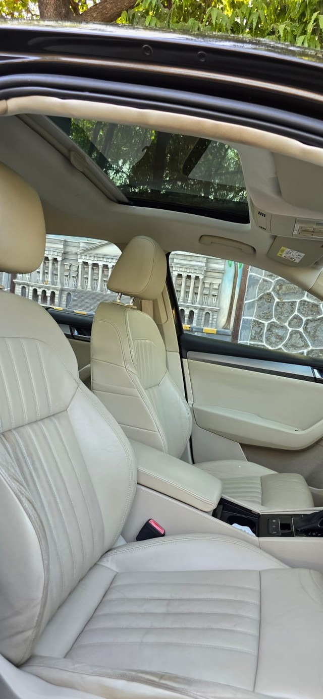 Second-hand 2017 Skoda Superb Style 1.8 TSI MT for sale in Mumbai-5