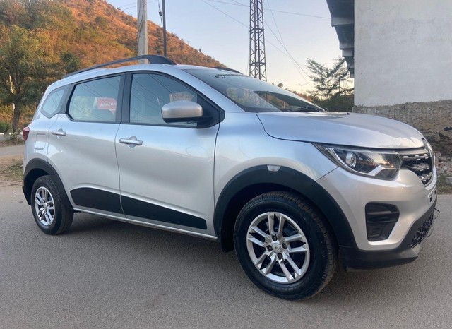 Second-hand 2021 Renault Triber RXT BSVI for sale in Udaipur-4