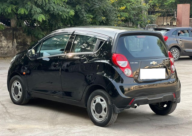 Second-hand 2017 Chevrolet Beat Diesel LS for sale in Surat-3