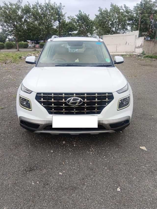 Second-hand 2020 Hyundai Venue S Plus for sale in Surat-0