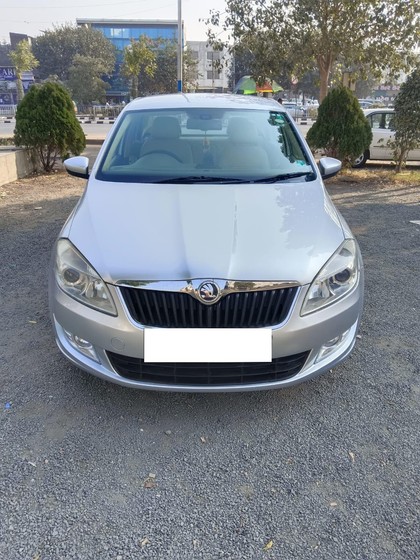 Second-hand 2015 Skoda Rapid 1.5 TDI AT Style Plus for sale in Surat