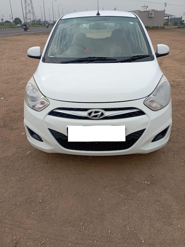 Second-hand 2013 Hyundai i10 Magna 1.1L for sale in Surat-0
