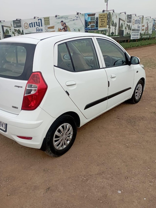Second-hand 2013 Hyundai i10 Magna 1.1L for sale in Surat-6