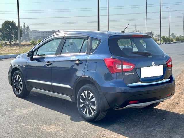 Second-hand 2018 Maruti S Cross Alpha DDiS 200 SH for sale in Surat-2