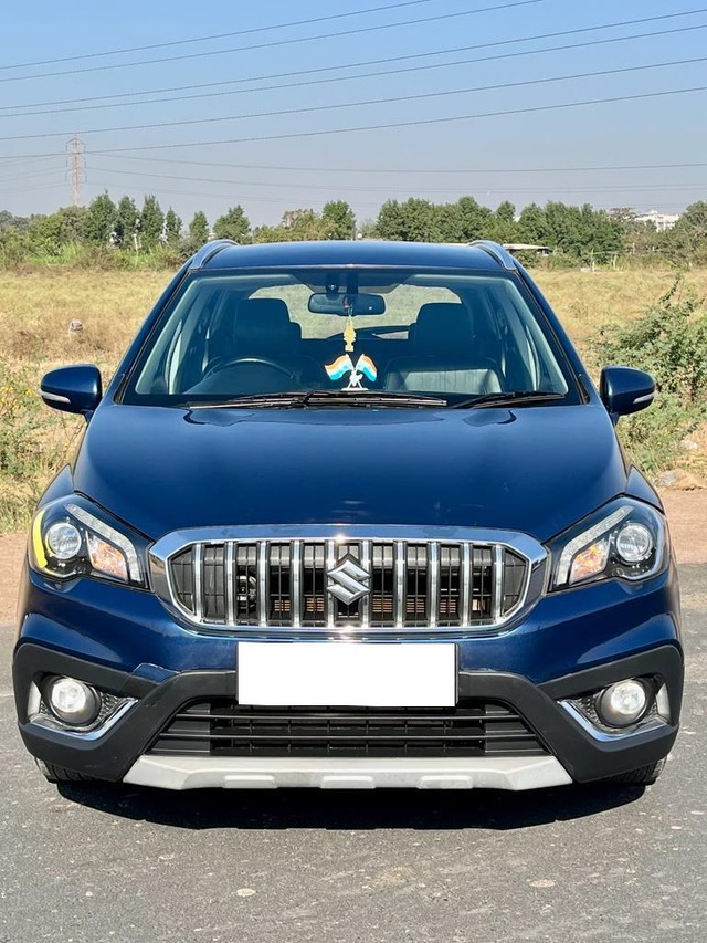 Second-hand 2018 Maruti S Cross Alpha DDiS 200 SH for sale in Surat-4