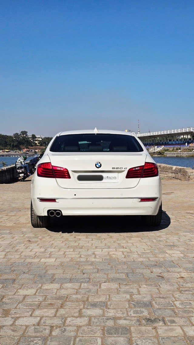 Second-hand 2014 BMW 5 Series 520d Luxury Line for sale in Nagpur-3