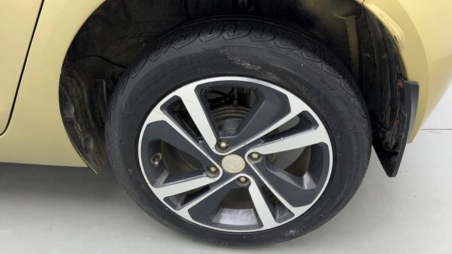 Second-hand 2021 Tata Altroz XZ Diesel for sale in Gurgaon-19