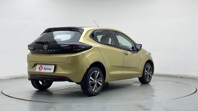 Second-hand 2021 Tata Altroz XZ Diesel for sale in Gurgaon-3