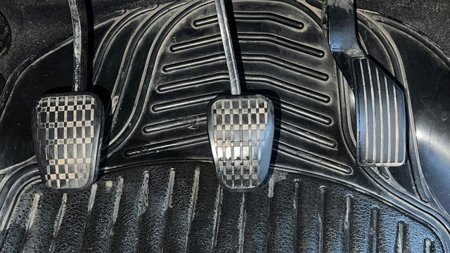 Second-hand 2021 Tata Altroz XZ Diesel for sale in Gurgaon-14