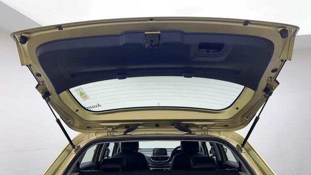 Second-hand 2021 Tata Altroz XZ Diesel for sale in Gurgaon-33