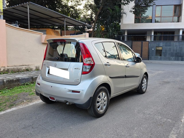 Second-hand 2012 Maruti Ritz ZXi for sale in Bangalore-8