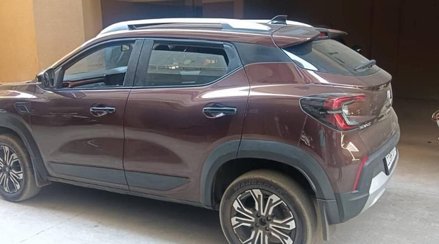 Second-hand 2022 Renault Kiger RXZ for sale in Navi Mumbai-12