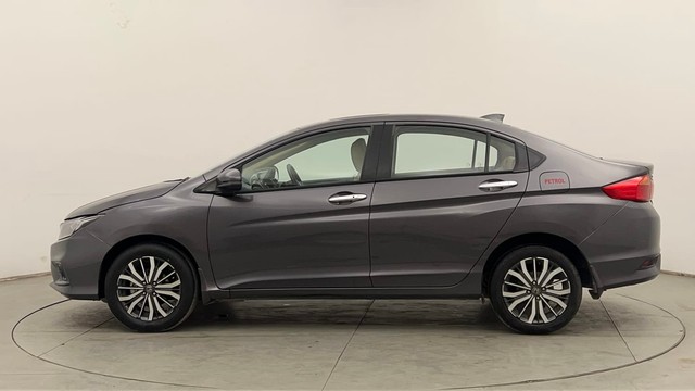 Second-hand 2017 Honda City VX CVT for sale in Chandigarh-6