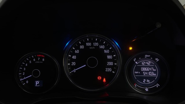 Second-hand 2017 Honda City VX CVT for sale in Chandigarh-13