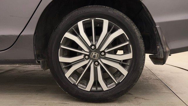 Second-hand 2017 Honda City VX CVT for sale in Chandigarh-19