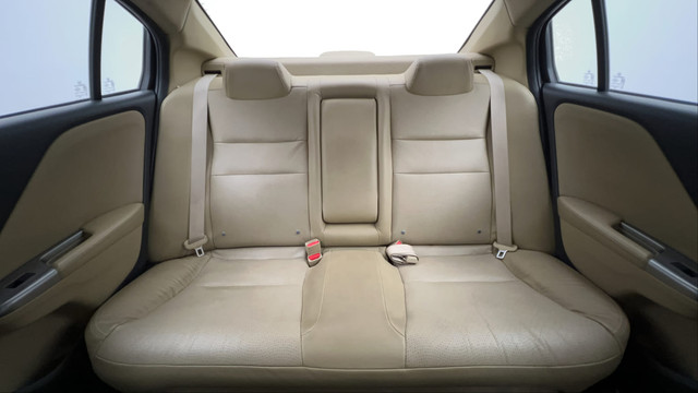 Second-hand 2017 Honda City VX CVT for sale in Chandigarh-29