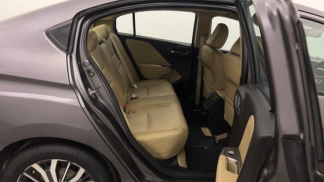 Second-hand 2017 Honda City VX CVT for sale in Chandigarh-36