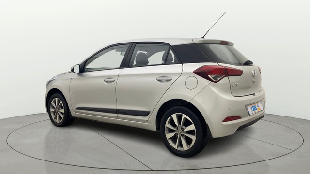 Second-hand 2014 Hyundai i20 Asta 1.2 for sale in Bangalore-4