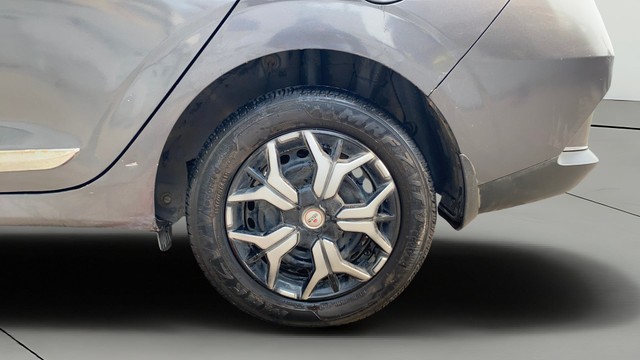 Second-hand 2021 Hyundai Aura S CNG for sale in Patna-26