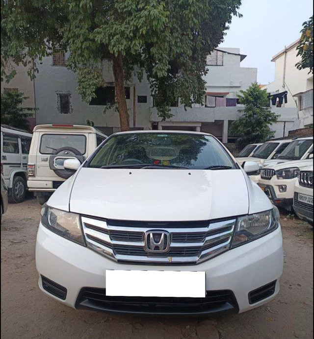 Second-hand 2013 Honda City E for sale in Patna
