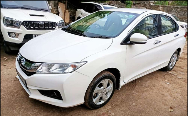 Second-hand 2015 Honda City i VTEC V for sale in Patna-3