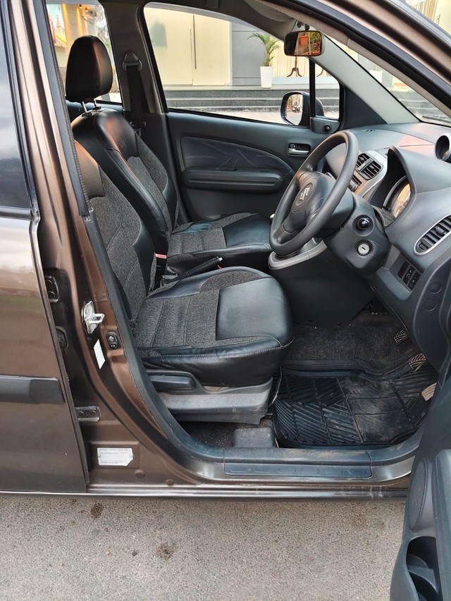 Second-hand 2011 Maruti Ritz VXi for sale in Hassan-5