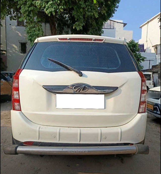 Second-hand 2015 Mahindra XUV500 W10 2WD for sale in Patna