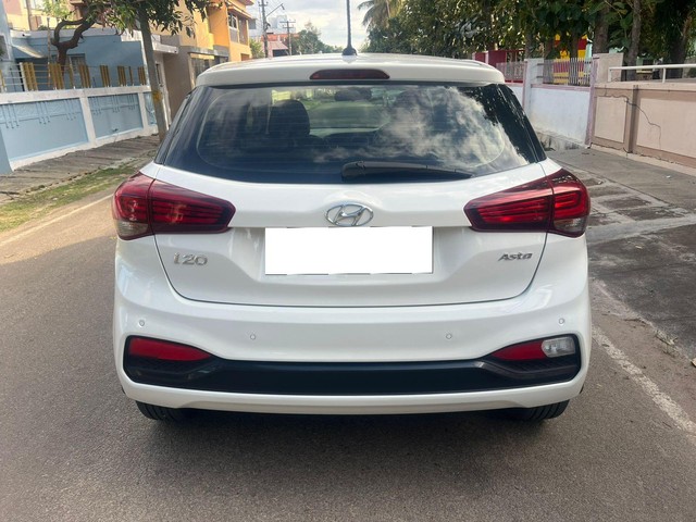 Hyundai i20 Asta Option BSIV Second-hand 2018 Hyundai i20 Asta Option BSIV for sale in Thane-1
