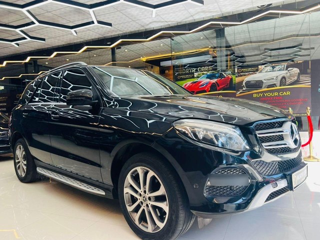 Second-hand 2017 Mercedes-Benz GLE 250d for sale in Thane-2