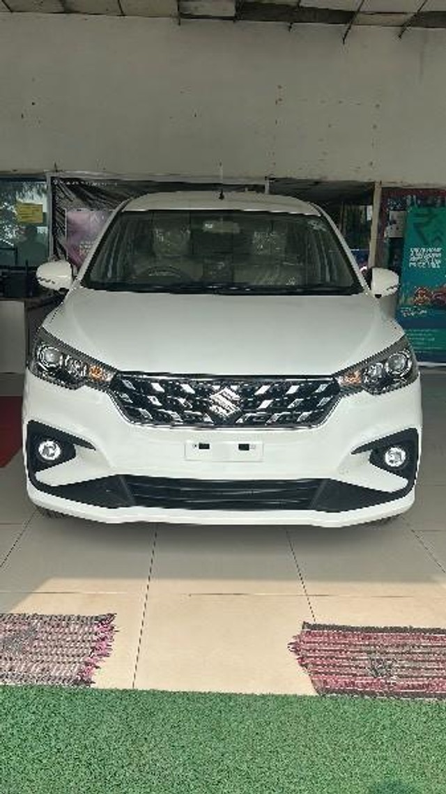 Second-hand 2024 Maruti Ertiga ZXI (O) CNG for sale in Ranga reddy-3