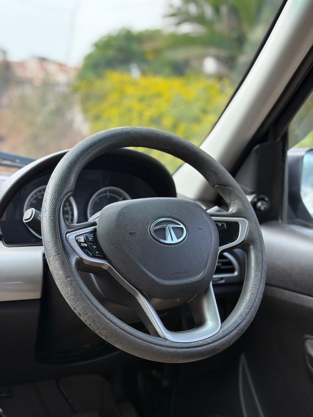 Second-hand 2016 Tata Safari DICOR 2.2 EX 4x2 BS IV for sale in Kolhapur-12