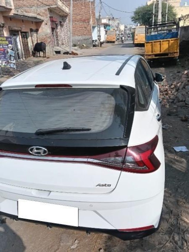 Second-hand 2023 Hyundai i20 Asta for sale in Panipat-3