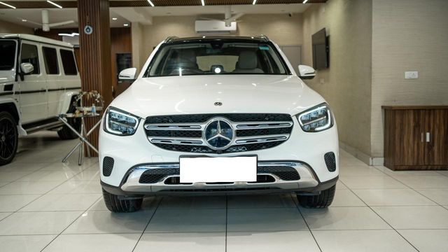 Second-hand 2022 Mercedes-Benz GLC 200 for sale in New Delhi
