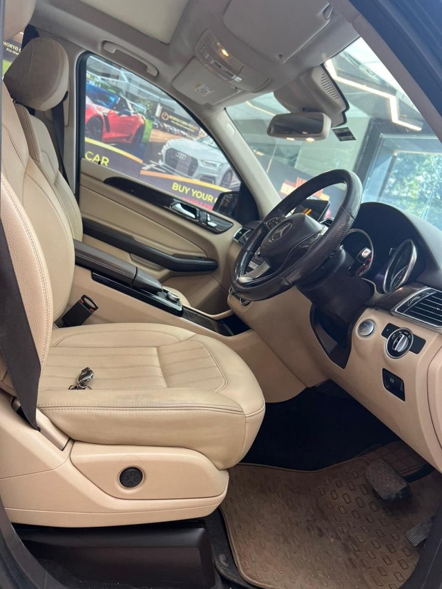 Second-hand 2017 Mercedes-Benz GLE 250d for sale in Mumbai-4