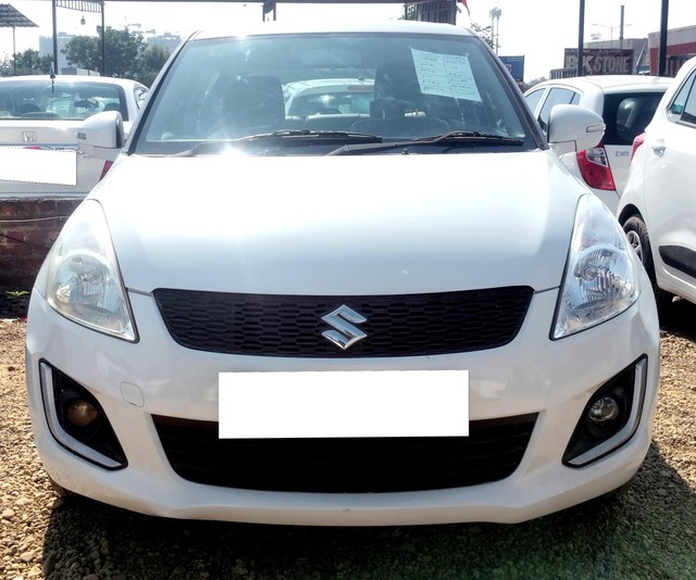 Second-hand 2016 Maruti Swift VXI for sale in Ahmedabad
